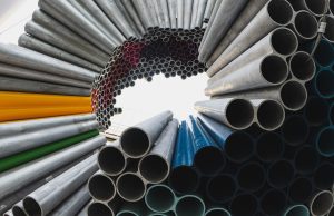 Összefog a francia elektronikai vállalat és az acélóriás acél Schneider Electric