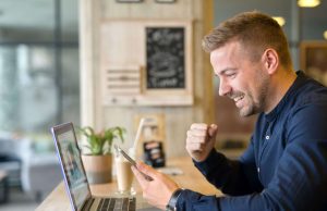 Új e-kereskedelmi partnerprogramot indított a Schneider Electric Schneider Electric Ecommerce Partner