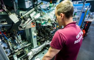 Legördült a tízmilliomodik elektromos kormánymű a maklári Boschnál maklári bosch
