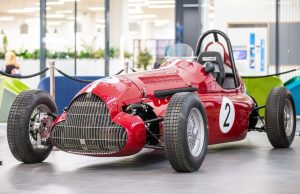 Oldtimer elektromos versenyautót villantott a Bosch bosch elektromos versenyautó